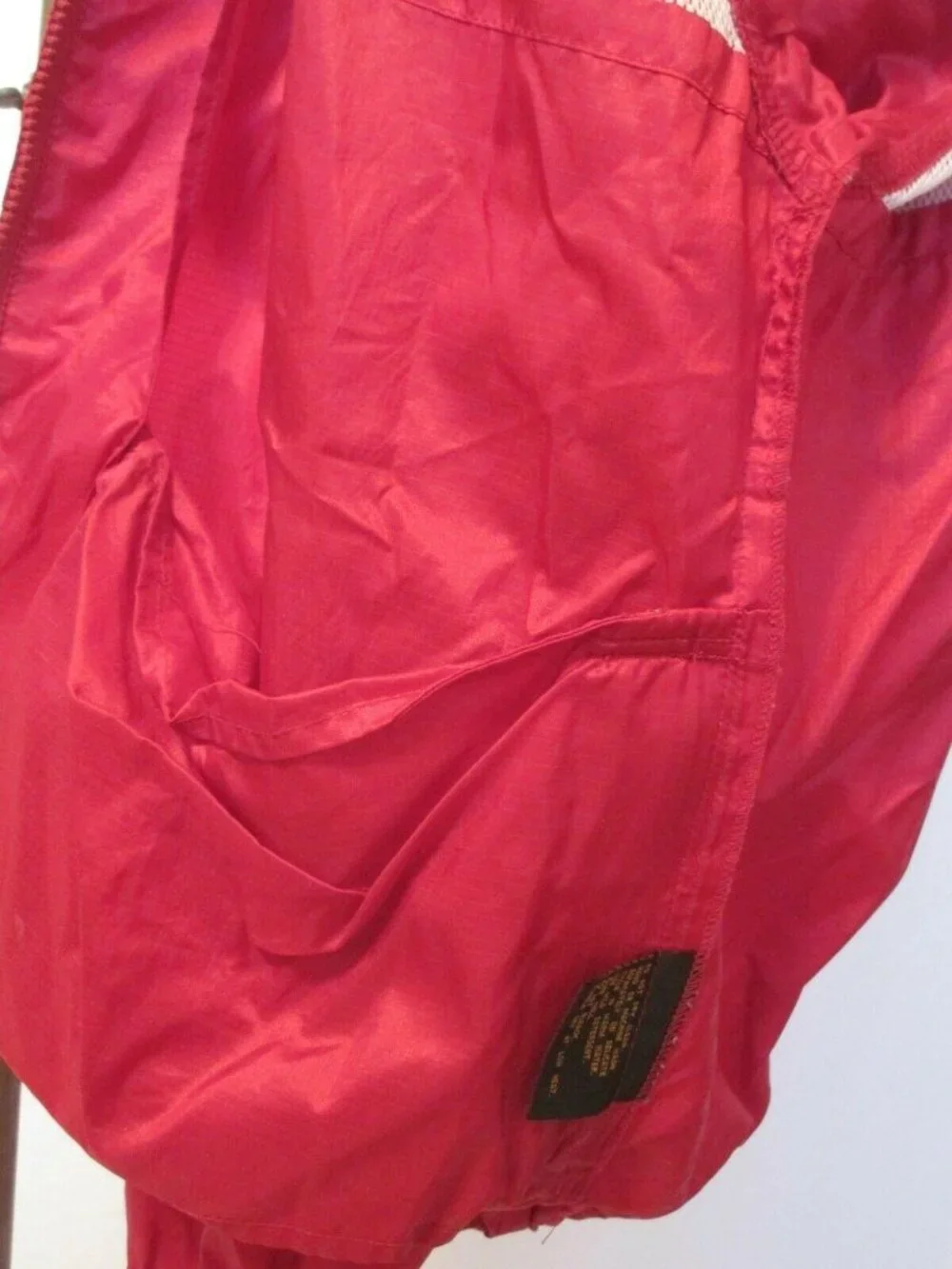 Eddie Bauer Men's Red Breathable Jacket Lined Waterproof Coated Size XL